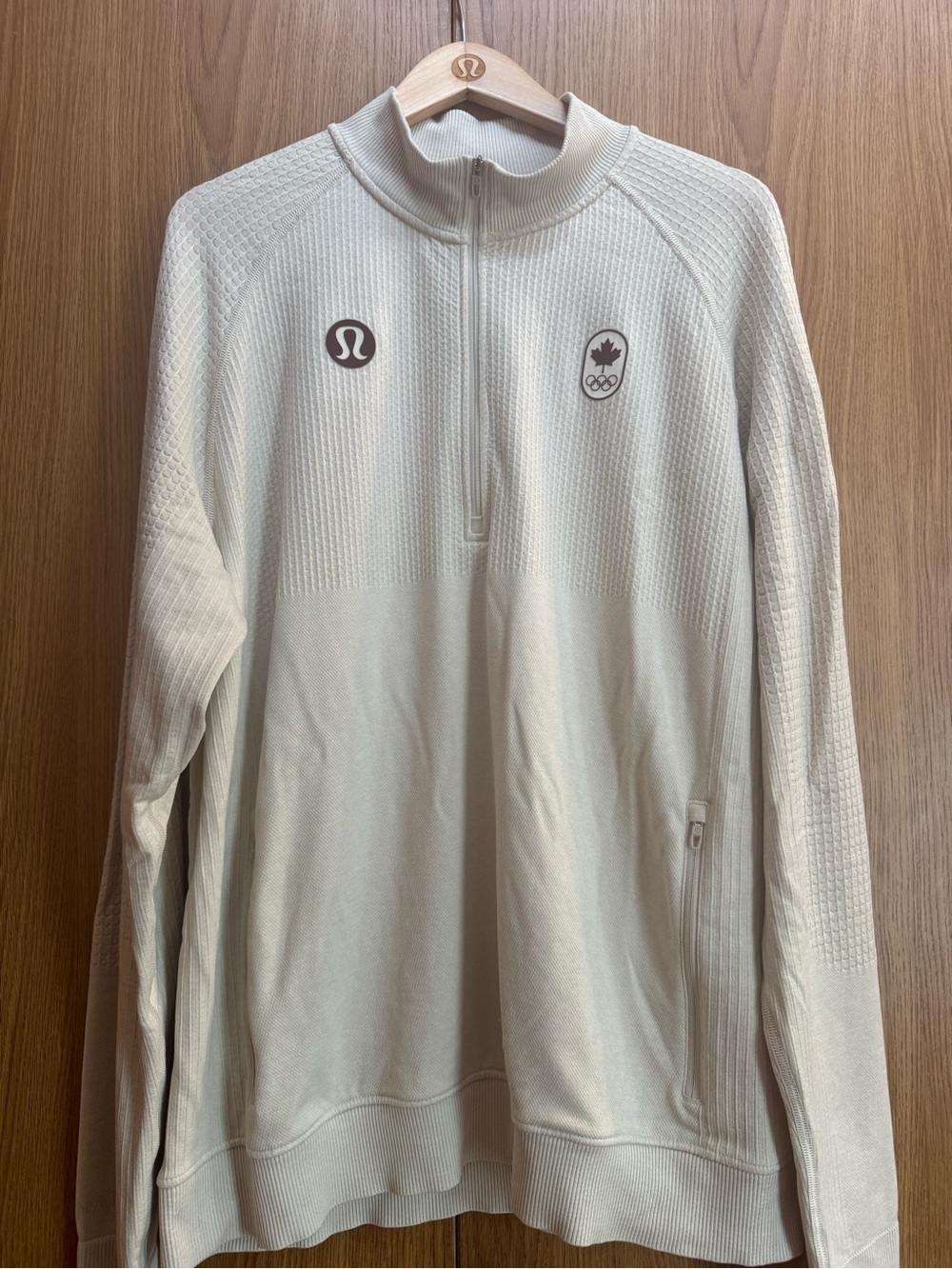 lululemon athletica Men’s Olympic Cream Quarter-Zip Sweater Size XL